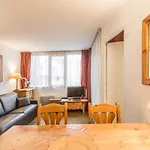 Mummery 1 - Walk To Piste Apartment *
