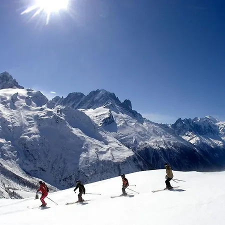 Mummery 1 - Walk To Piste