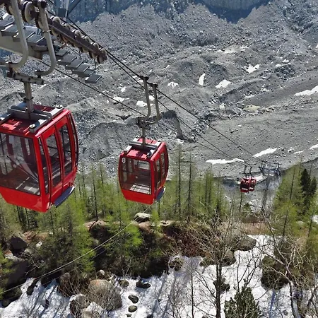 Mummery 1 - Walk To Piste Apartment Chamonix